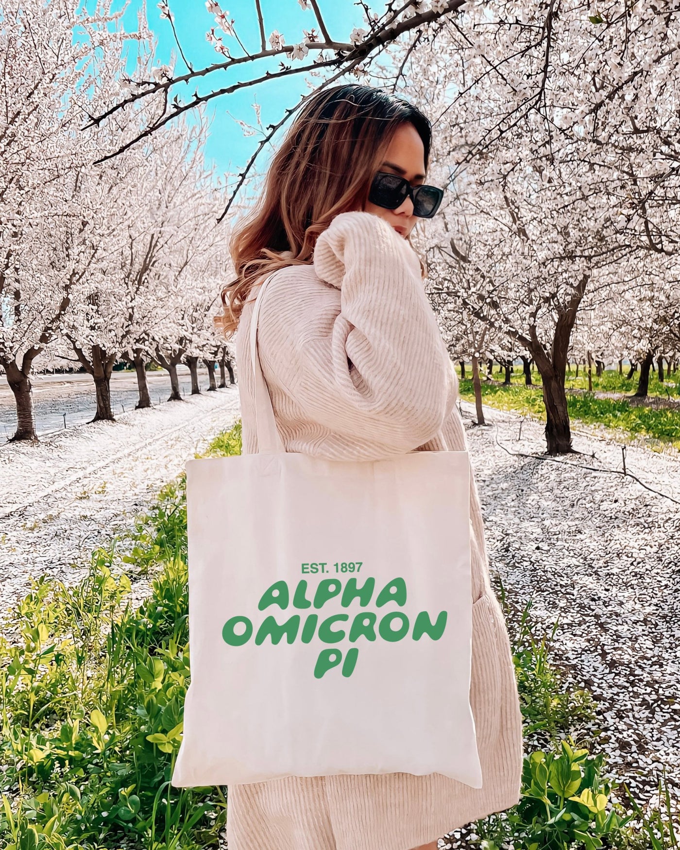 Alpha Omicron Pi Bubble Text Trendy Tote Bag | Alpha O College Sorority Beach Bag | Big Little Gift