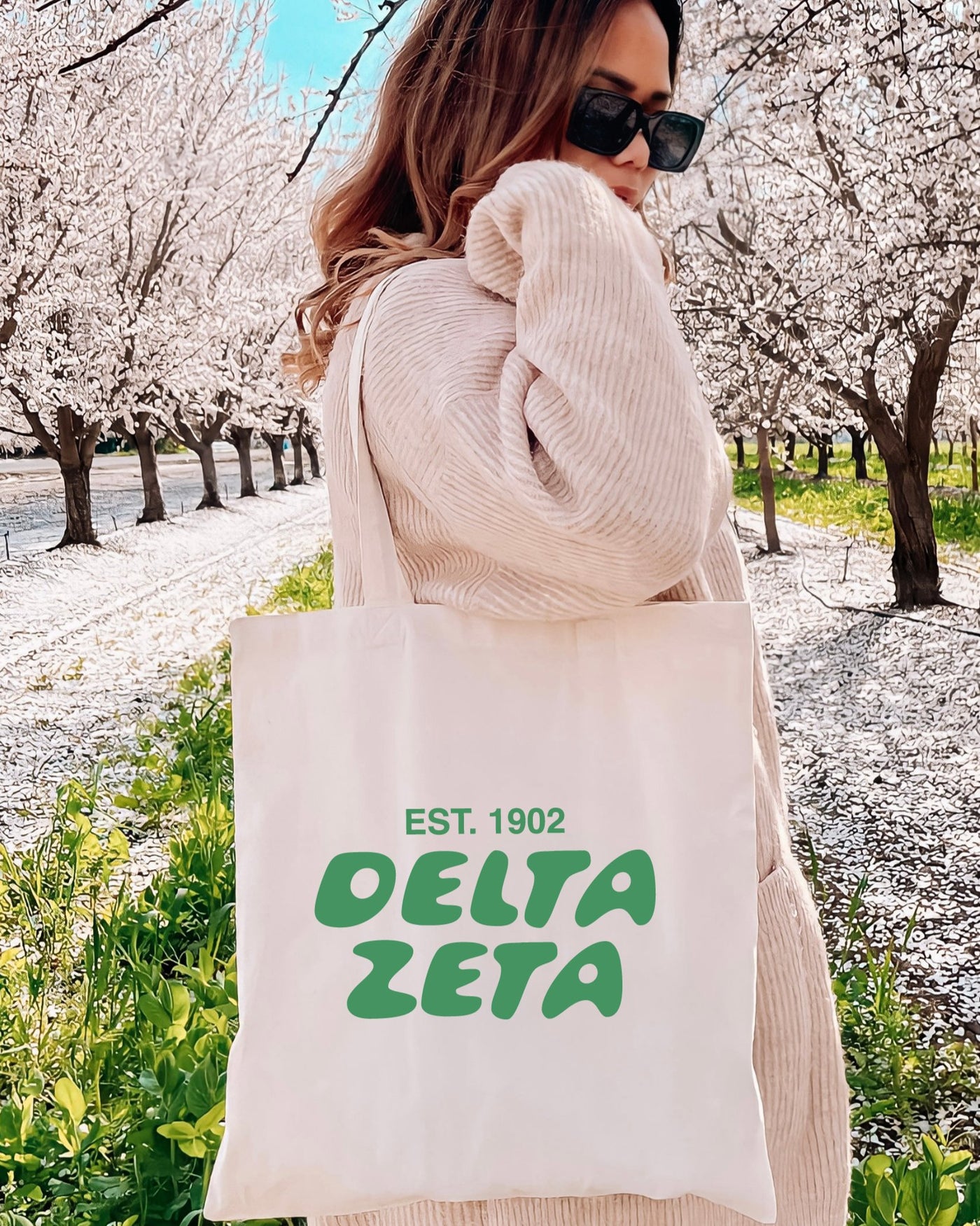 Delta Zeta Bubble Text Trendy Tote Bag | DZ College Sorority Beach Bag | Big Little Gift