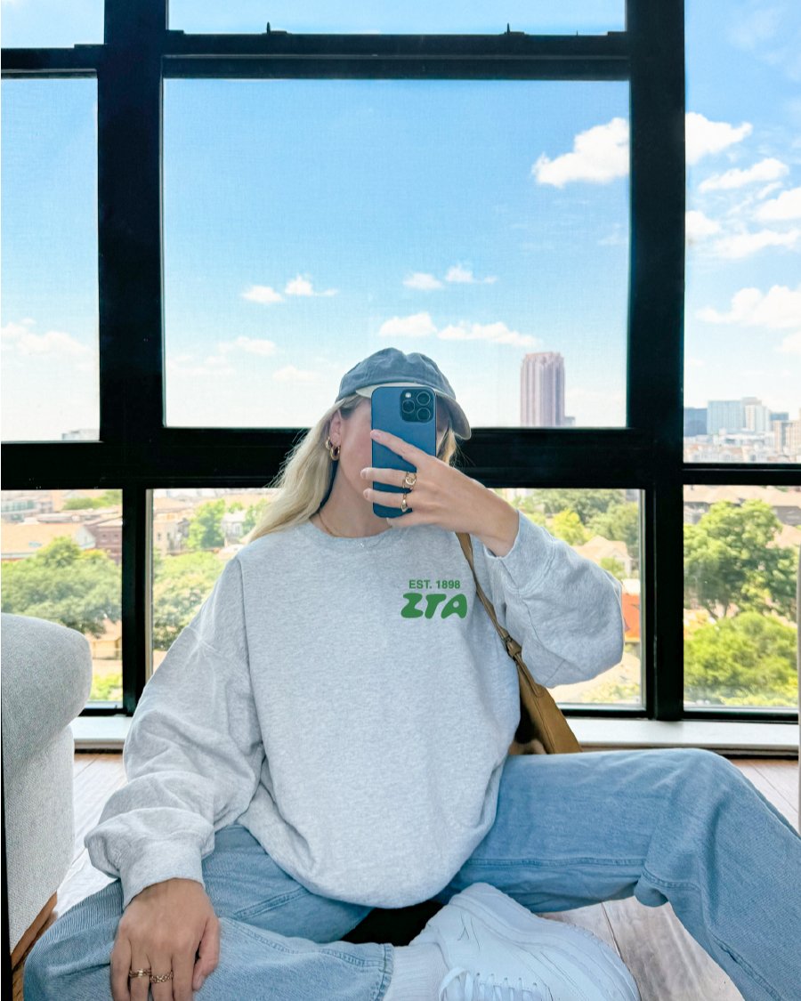 Zeta Tau Alpha Bubble Font Sorority Crewneck Sweatshirt | ZTA Trendy Sweatshirt | Big Little Gift | Recruitment Gift